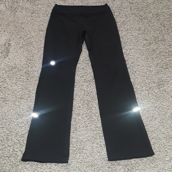 Athleta Pants & Jumpsuits Athleta Black Roundabout Yoga Pants
